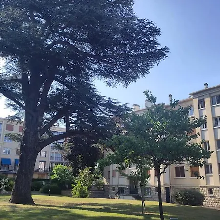 La Cle D'olivier Apartment *