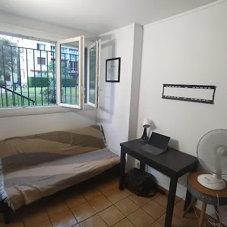 La Cle D'olivier Apartment